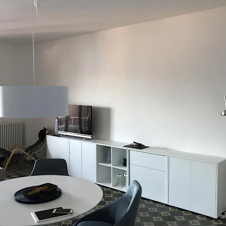 Emilia Apartment