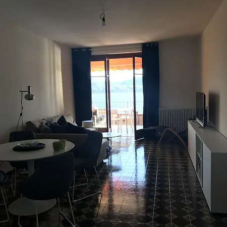 Emilia Apartment *